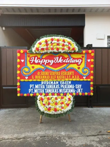 Papan Bunga Pernikahan duri utara