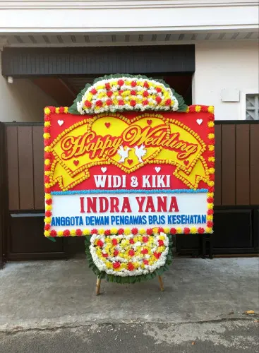 Papan Bunga Pernikahan duri utara